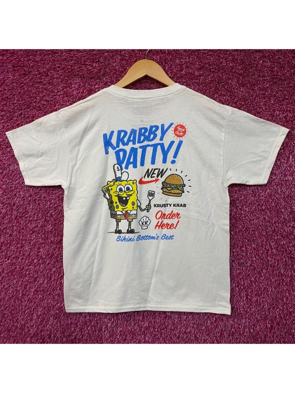 Nickelodeon SpongeBob SquarePants Krabby Patty Graphic T-Shirt Large